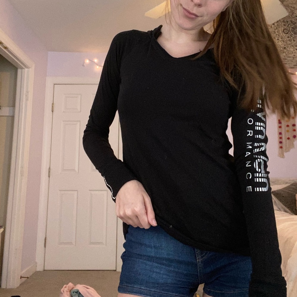 NWOT Calvin Klein athletic long sleeve